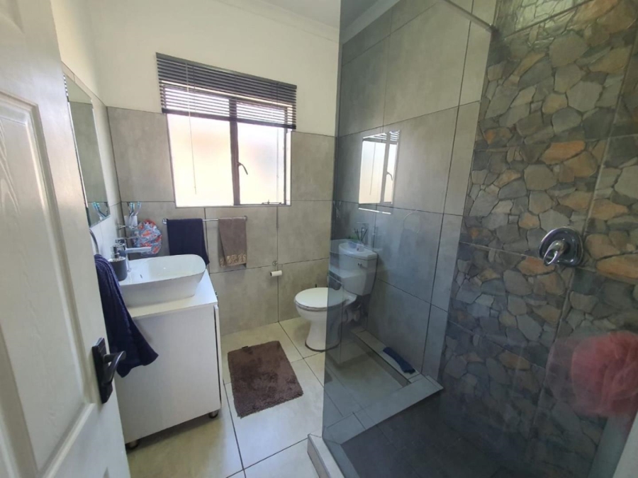 2 Bedroom Property for Sale in Clearwater Estate Gauteng