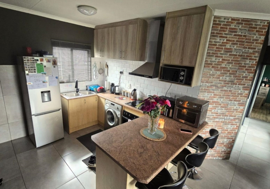 2 Bedroom Property for Sale in Clearwater Estate Gauteng