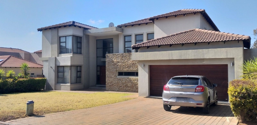 5 Bedroom Property for Sale in La Como Lifestyle Estate Gauteng