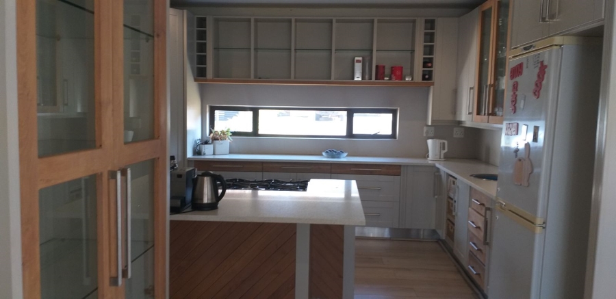5 Bedroom Property for Sale in La Como Lifestyle Estate Gauteng
