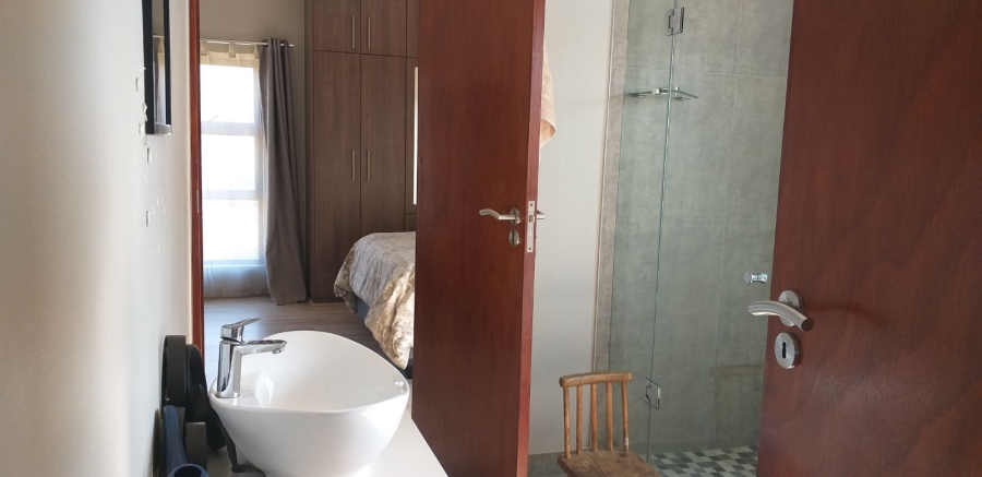 5 Bedroom Property for Sale in La Como Lifestyle Estate Gauteng