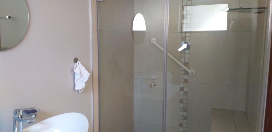 5 Bedroom Property for Sale in La Como Lifestyle Estate Gauteng