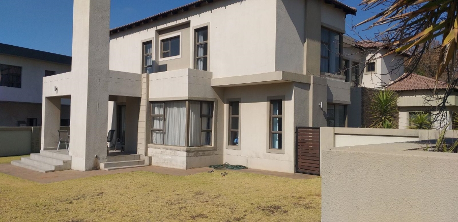 5 Bedroom Property for Sale in La Como Lifestyle Estate Gauteng