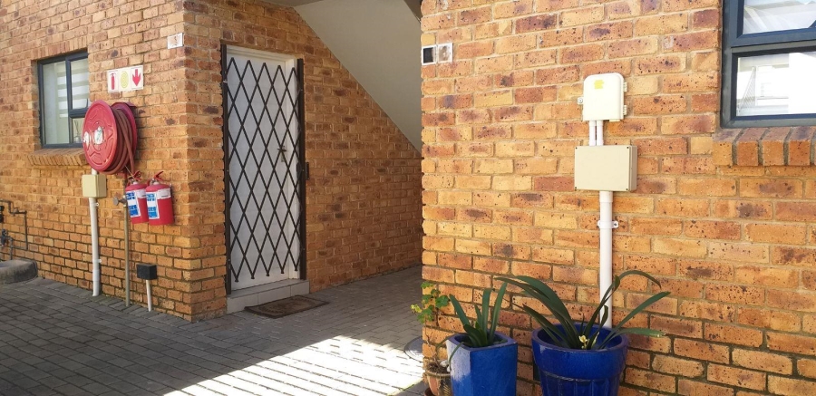2 Bedroom Property for Sale in Rynfield Gauteng