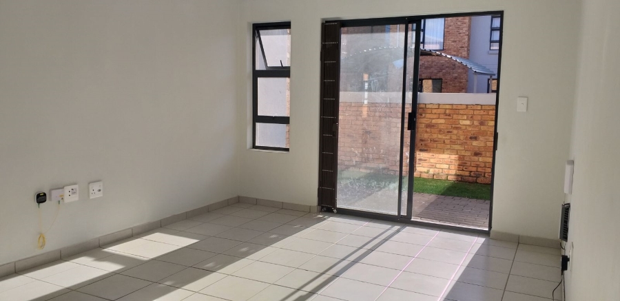 2 Bedroom Property for Sale in Rynfield Gauteng
