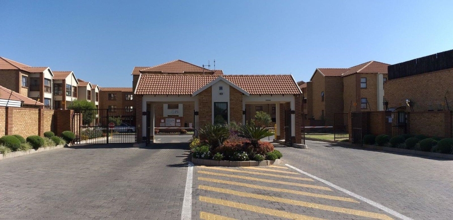 1 Bedroom Property for Sale in Brentwood Gauteng