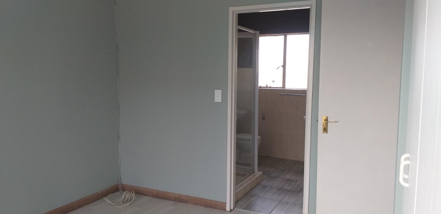 2 Bedroom Property for Sale in Clearwater Estate Gauteng