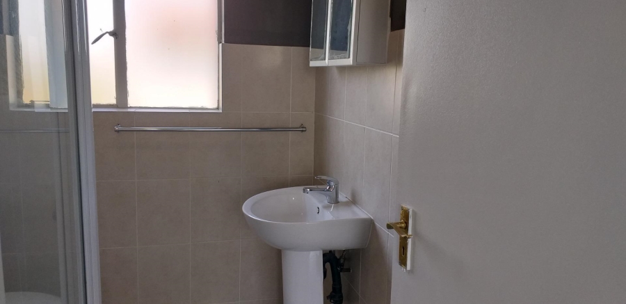 2 Bedroom Property for Sale in Clearwater Estate Gauteng