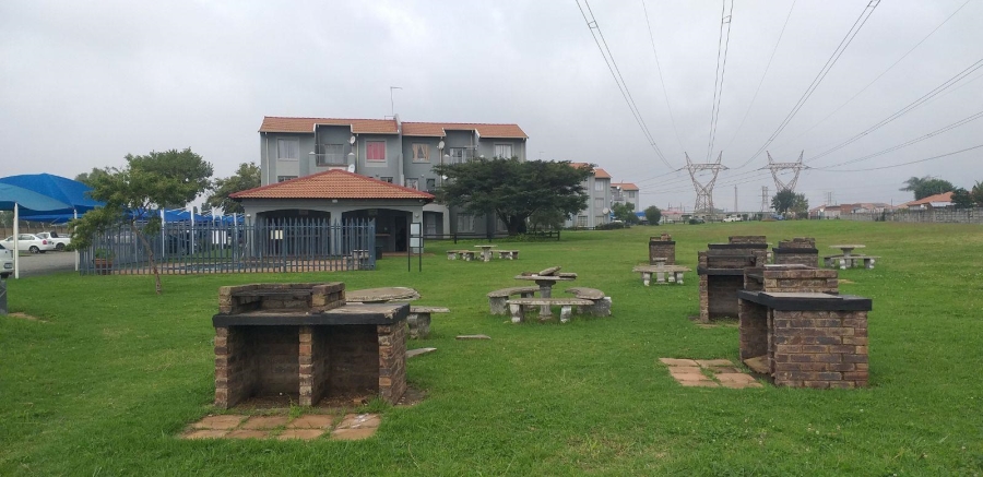 2 Bedroom Property for Sale in Clearwater Estate Gauteng