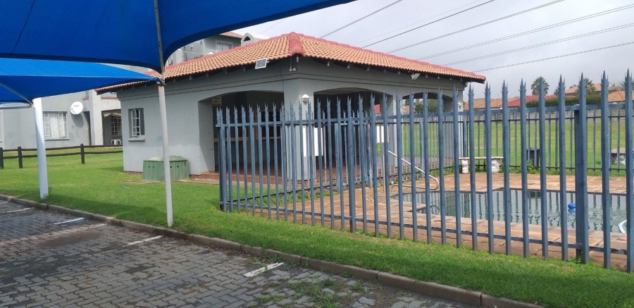 2 Bedroom Property for Sale in Clearwater Estate Gauteng