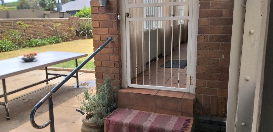 3 Bedroom Property for Sale in Brakpan Central Gauteng
