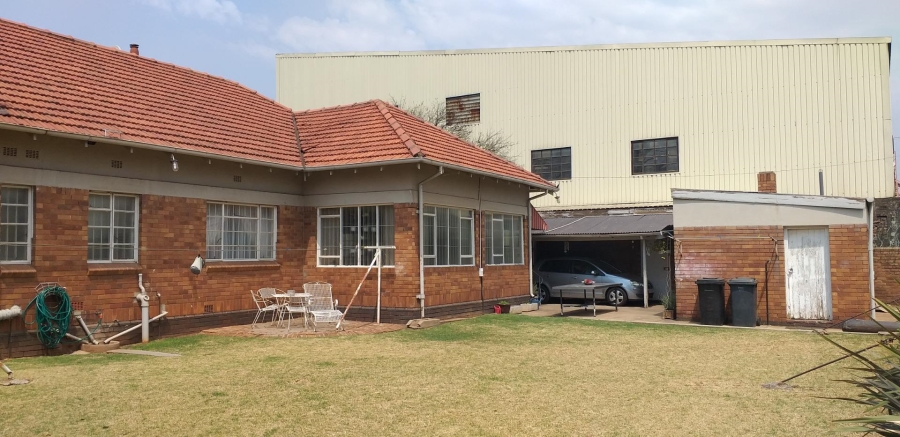 3 Bedroom Property for Sale in Brakpan Central Gauteng