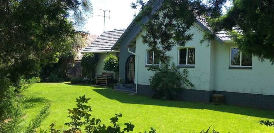 3 Bedroom Property for Sale in Farrarmere Gauteng
