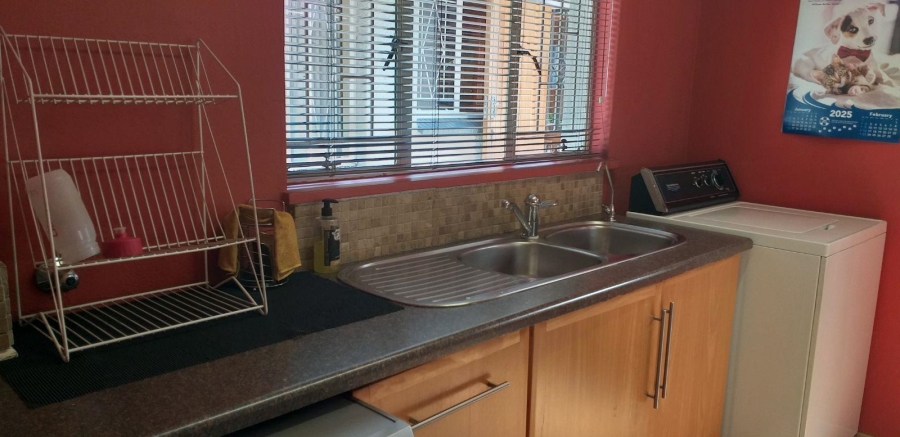 3 Bedroom Property for Sale in Farrarmere Gauteng