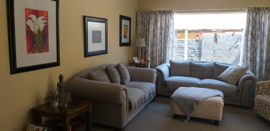 3 Bedroom Property for Sale in Farrarmere Gauteng