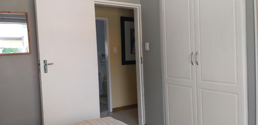 3 Bedroom Property for Sale in Farrarmere Gauteng