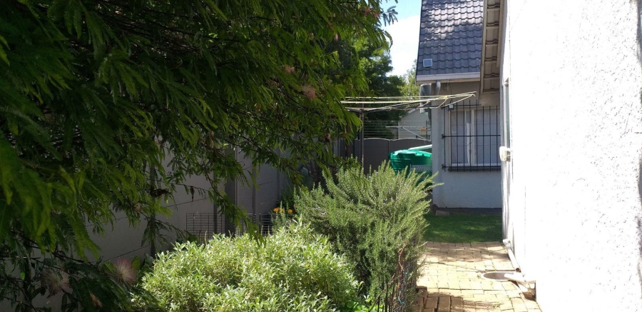 3 Bedroom Property for Sale in Farrarmere Gauteng
