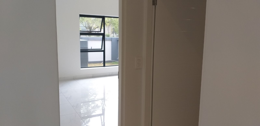 4 Bedroom Property for Sale in La Como Lifestyle Estate Gauteng