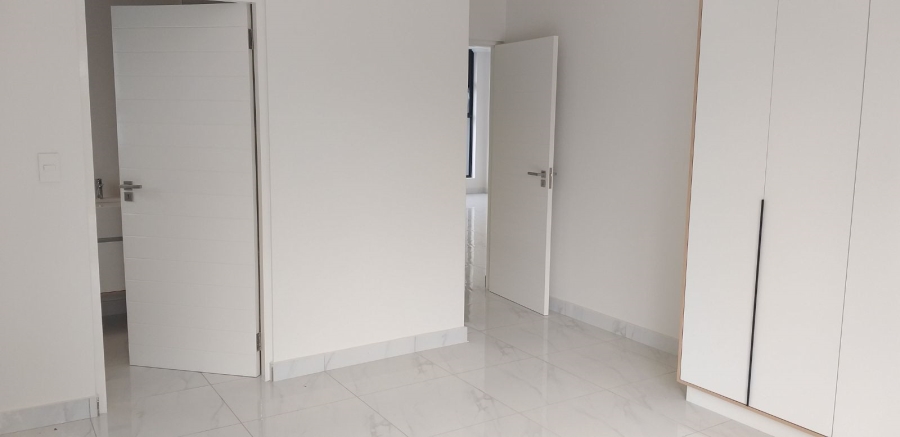 4 Bedroom Property for Sale in La Como Lifestyle Estate Gauteng