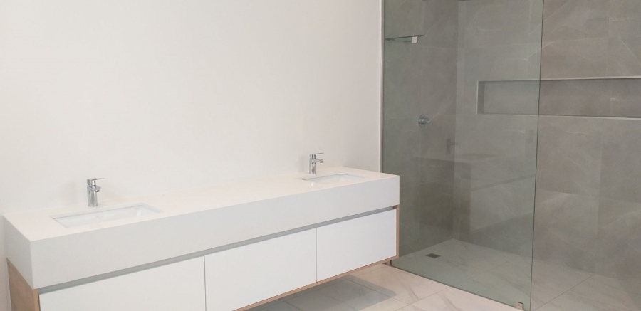 4 Bedroom Property for Sale in La Como Lifestyle Estate Gauteng