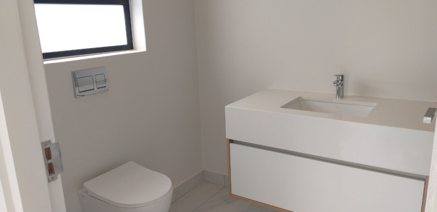 4 Bedroom Property for Sale in La Como Lifestyle Estate Gauteng