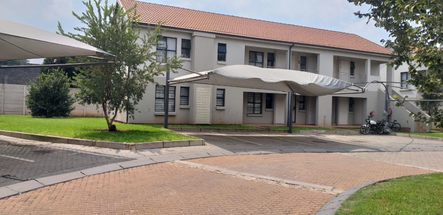 2 Bedroom Property for Sale in The Stewards Gauteng