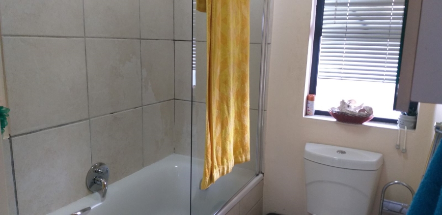 2 Bedroom Property for Sale in The Stewards Gauteng