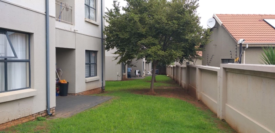 2 Bedroom Property for Sale in The Stewards Gauteng