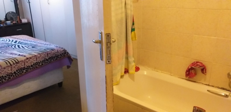 2 Bedroom Property for Sale in Norkem Park Gauteng