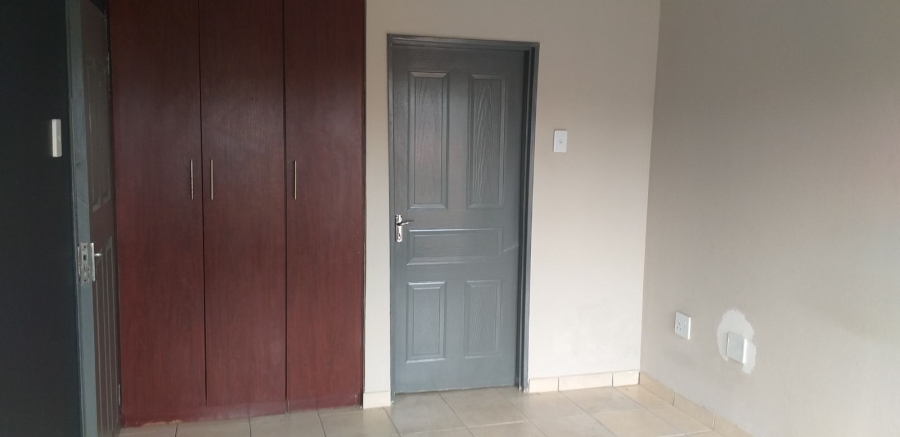 1 Bedroom Property for Sale in Norkem Park Gauteng