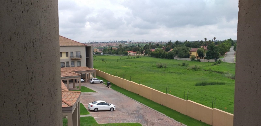 1 Bedroom Property for Sale in Norkem Park Gauteng