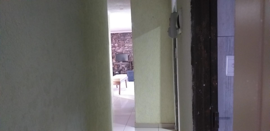 3 Bedroom Property for Sale in Etwatwa Gauteng