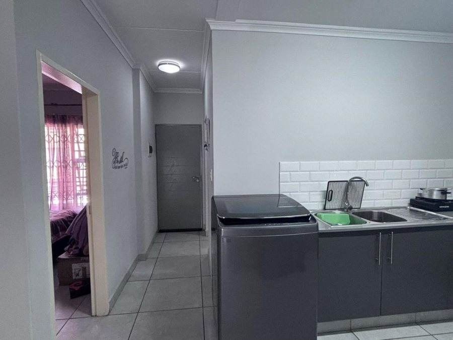 2 Bedroom Property for Sale in Brentwood Gauteng