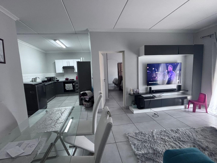 2 Bedroom Property for Sale in Brentwood Gauteng