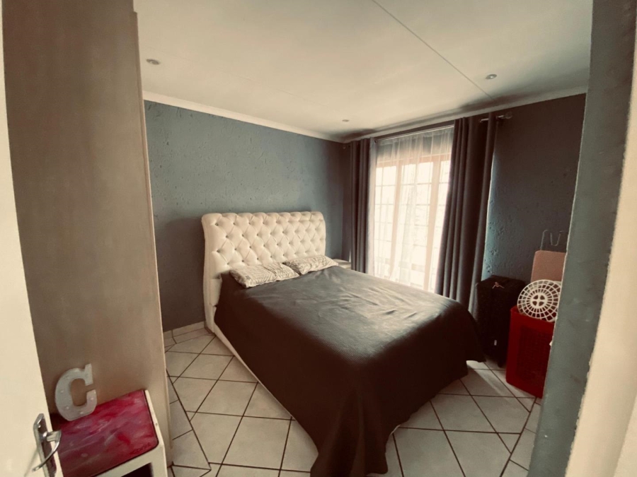 2 Bedroom Property for Sale in Eveleigh Gauteng