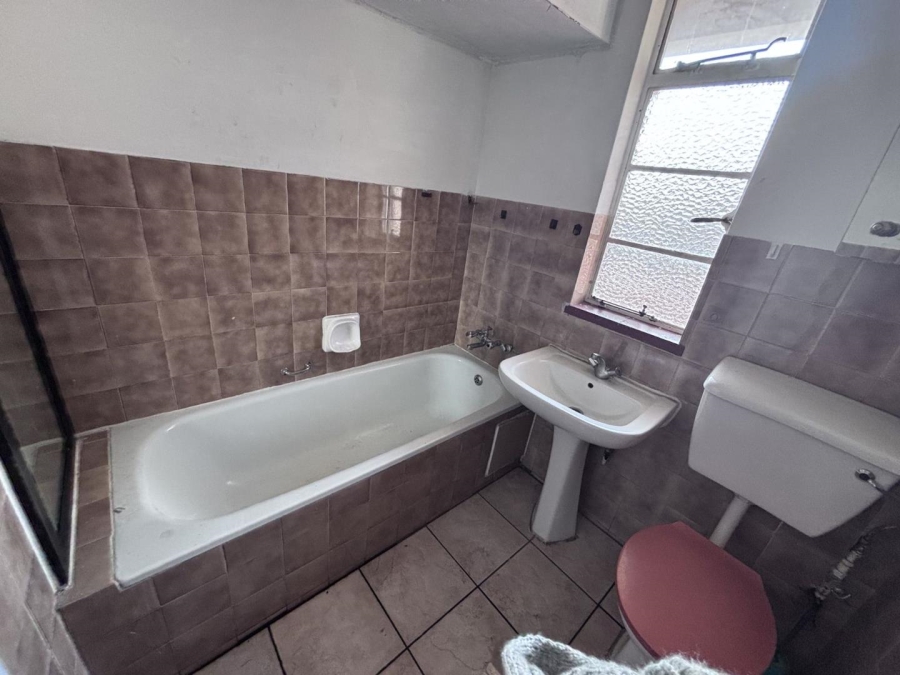 2 Bedroom Property for Sale in Benoni Central Gauteng