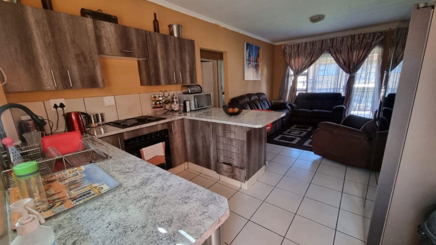 2 Bedroom Property for Sale in Witfield Gauteng