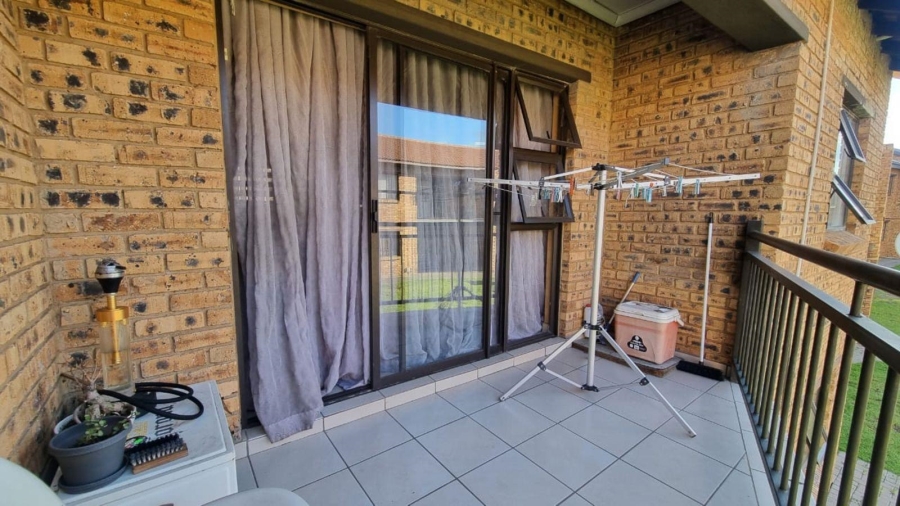 2 Bedroom Property for Sale in Witfield Gauteng