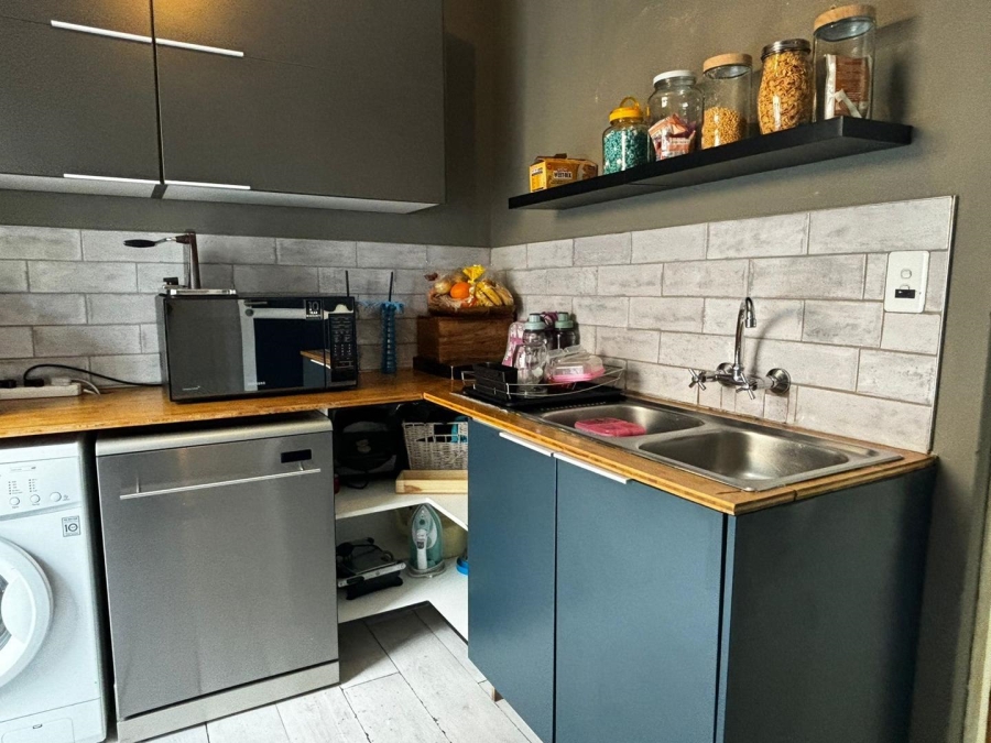 4 Bedroom Property for Sale in Lakefield Gauteng
