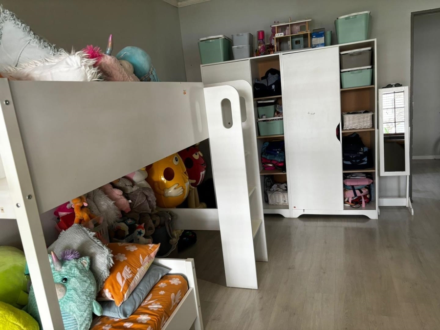 4 Bedroom Property for Sale in Lakefield Gauteng