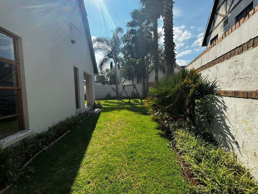 4 Bedroom Property for Sale in Lakefield Gauteng