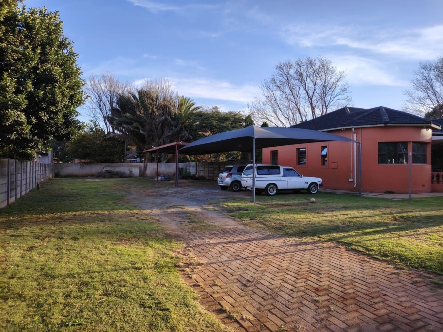 3 Bedroom Property for Sale in Casseldale Gauteng