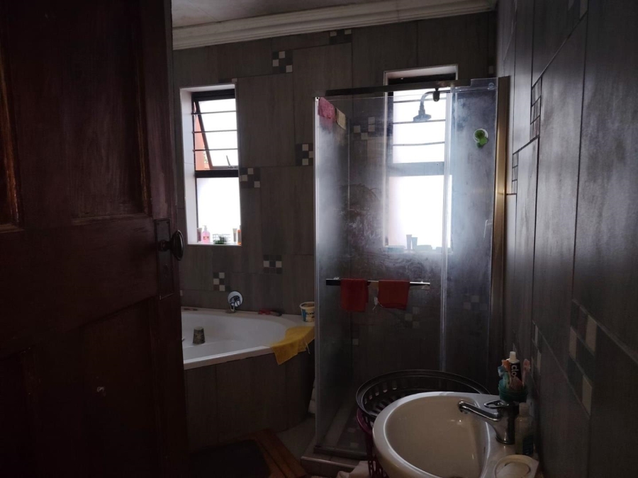 3 Bedroom Property for Sale in Casseldale Gauteng