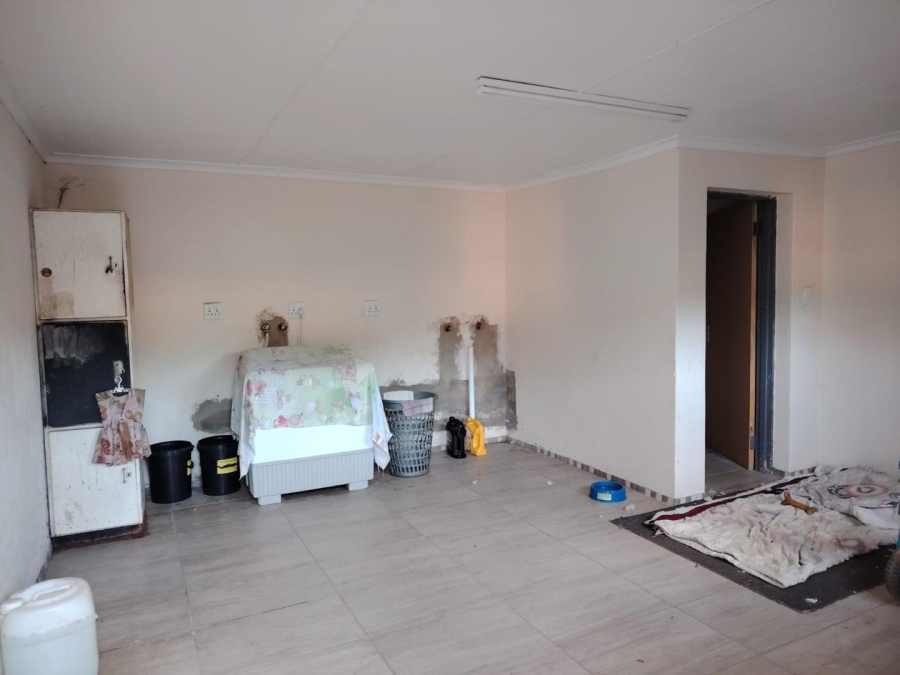 3 Bedroom Property for Sale in Casseldale Gauteng