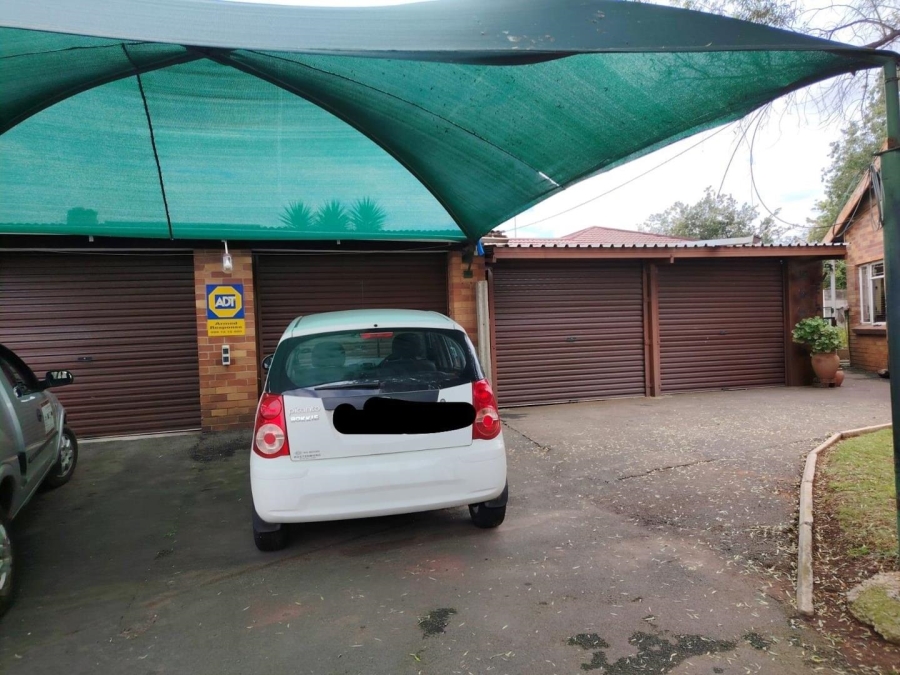2 Bedroom Property for Sale in Casseldale Gauteng