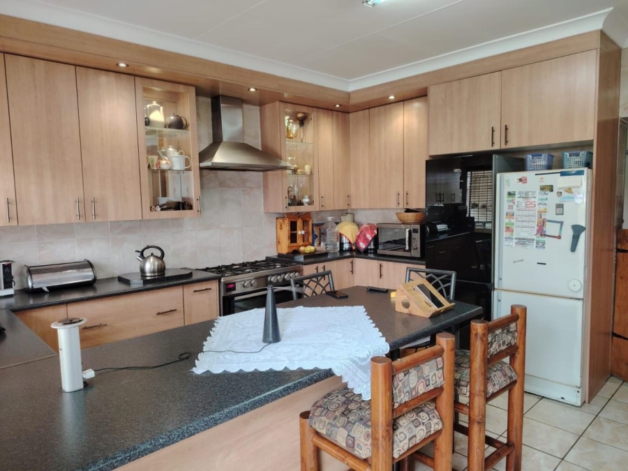 2 Bedroom Property for Sale in Casseldale Gauteng