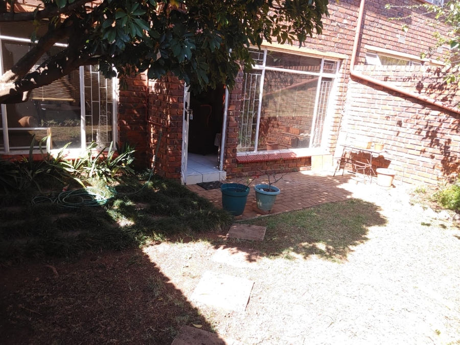 2 Bedroom Property for Sale in Birchleigh Gauteng