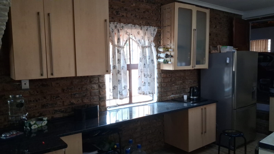3 Bedroom Property for Sale in Greenhills Gauteng