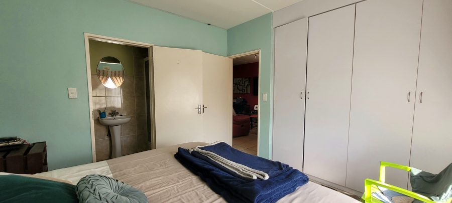 3 Bedroom Property for Sale in Parkrand Gauteng