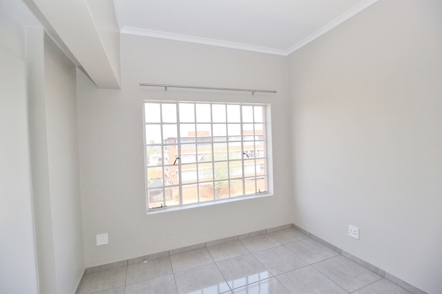 To Let 2 Bedroom Property for Rent in Marlands Gauteng